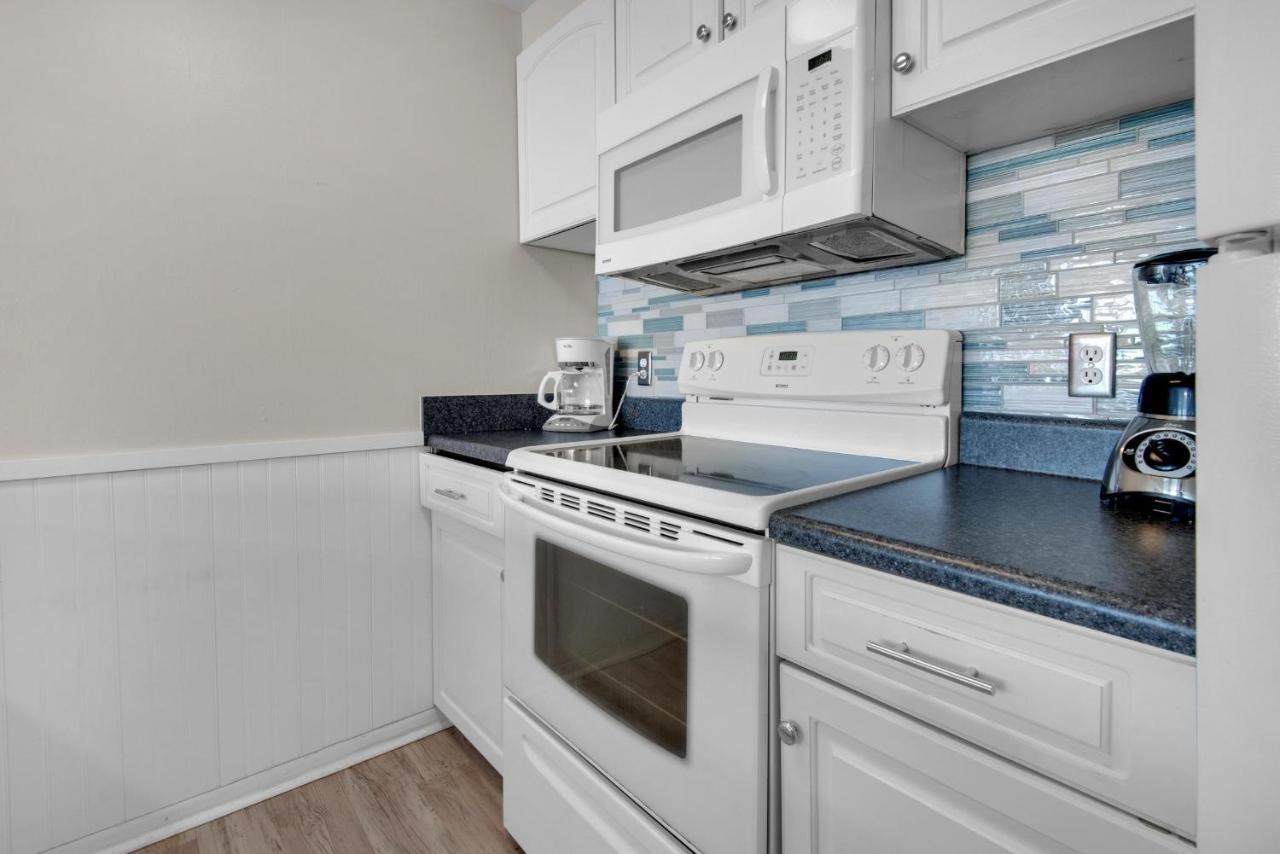 Aparthotel Windward 203 At Edgewater *
